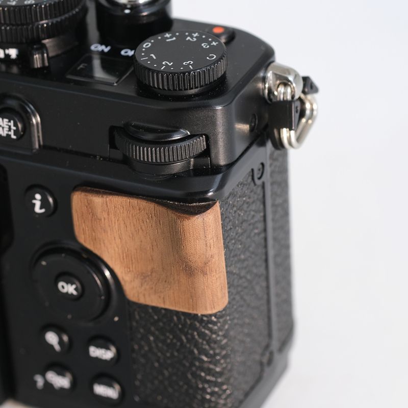 Nikon ZF Thumb Rest Grip - iWoodStore