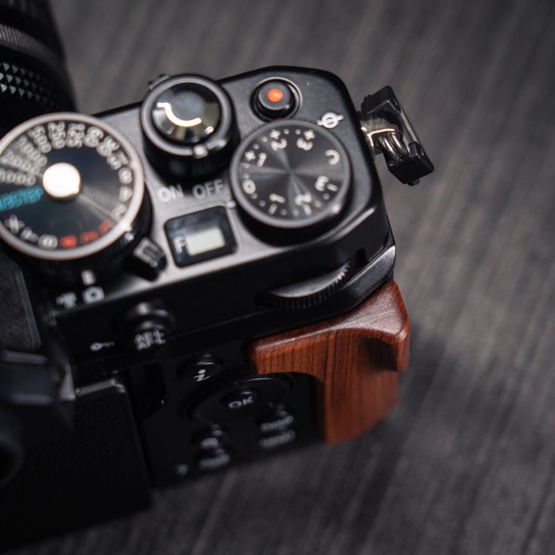 Nikon ZFC Thumb Rest Grip - iWoodStore