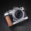 Olympus OM5 Grip Wood YW Design - iWoodStore