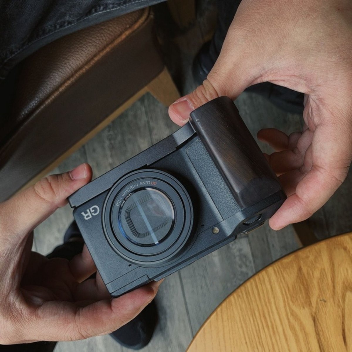 Ricoh GR2 Hand Grip - iWoodStore