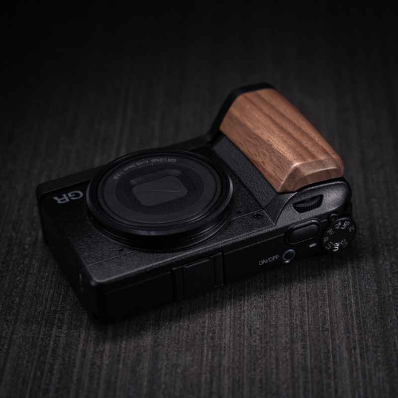 Ricoh GR4 Handgrip Wood (Ricoh GR IV) - iWoodStore