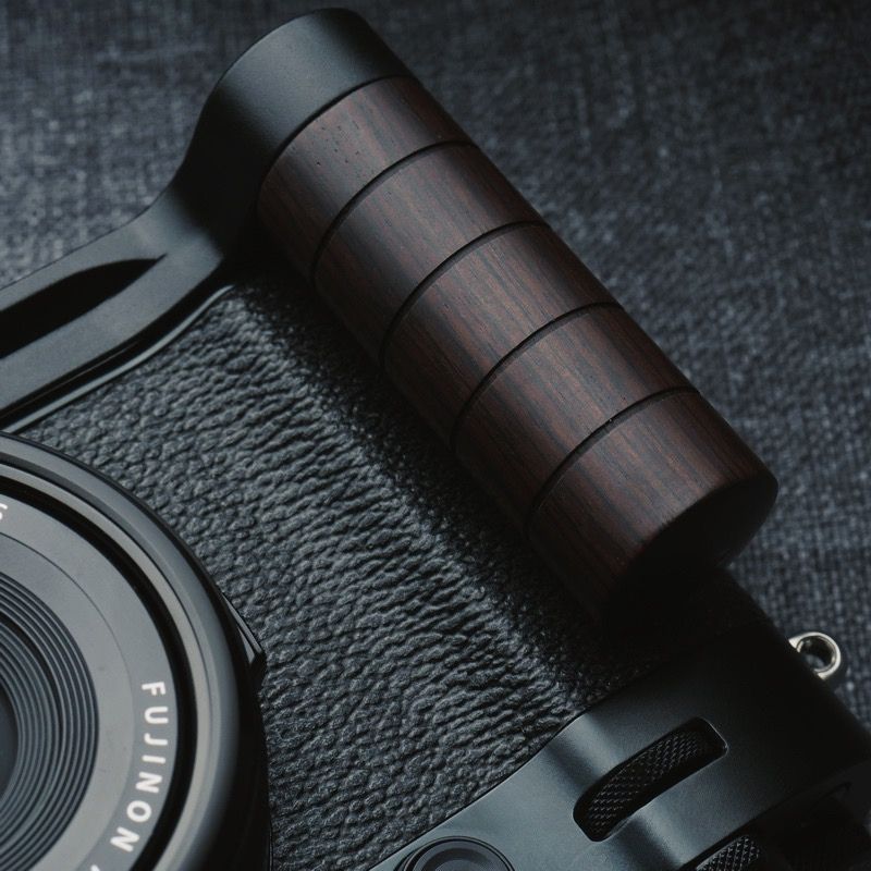 Round Fuji X100VI Grip KC Design - iWoodStore