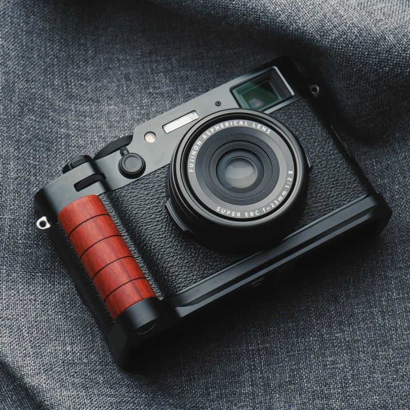 Round Fuji X100VI Grip KC Design - iWoodStore