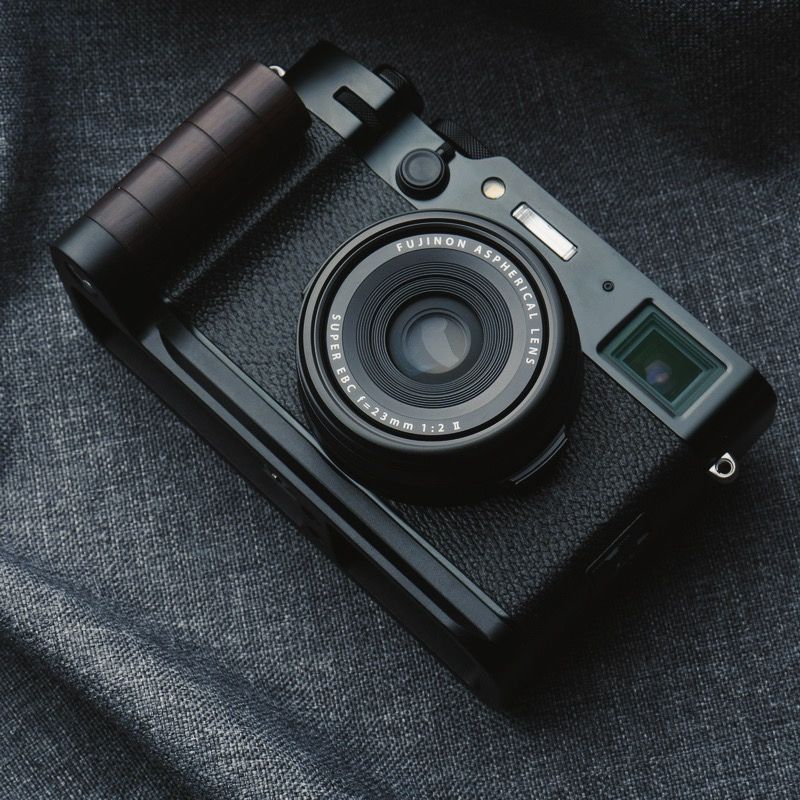Round Fuji X100VI Grip KC Design - iWoodStore