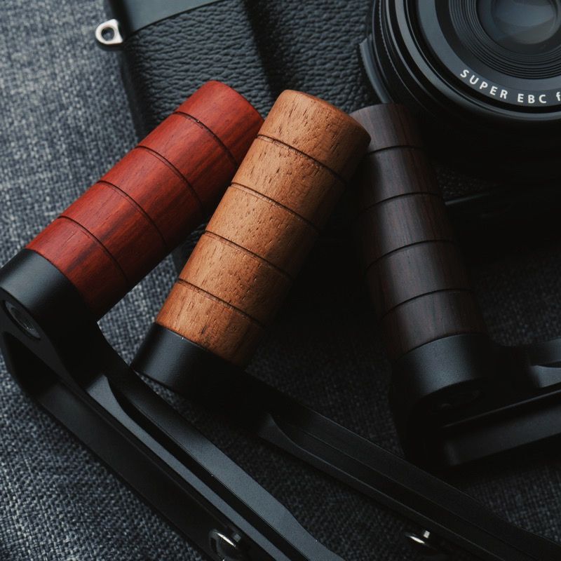 Round Fuji X100VI Grip KC Design - iWoodStore
