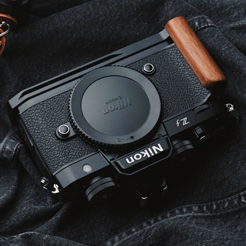 Slim Nikon ZF Grip - iWoodStore