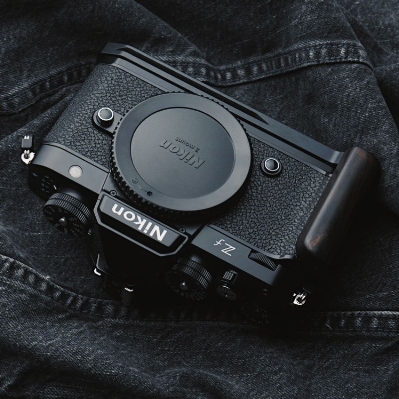 Slim Nikon ZF Grip - iWoodStore
