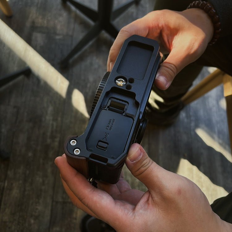 Slim Nikon ZF Grip - iWoodStore