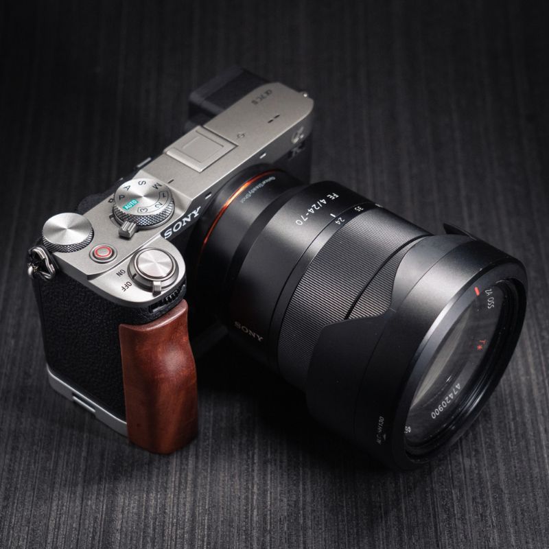 Sony A7C2 A7CR Grip YW Design - iWoodStore