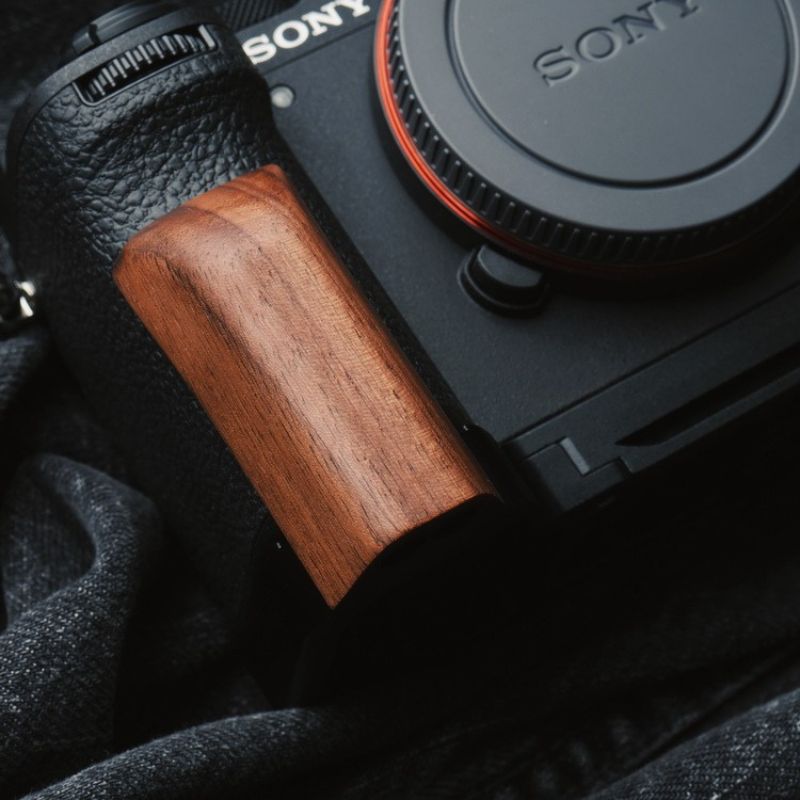 Sony A7CII Grip Second Generation (A7C2 A7CR) - iWoodStore
