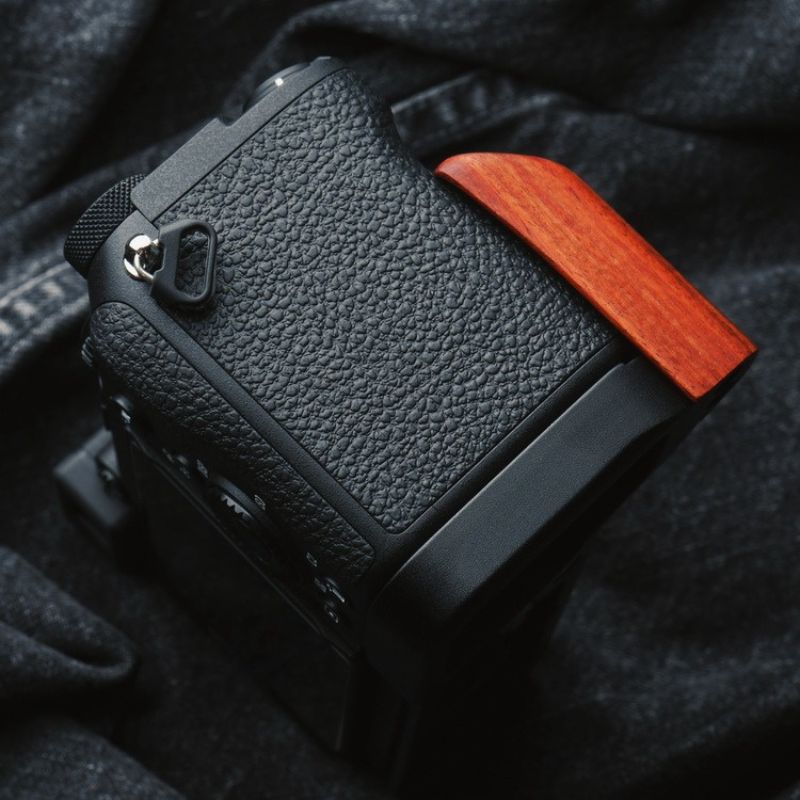 Sony A7CII Grip Second Generation (A7C2 A7CR) - iWoodStore