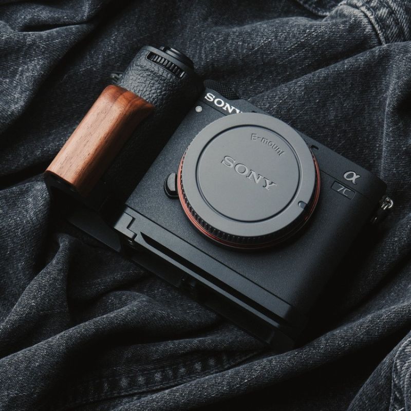 Sony A7CII Grip Second Generation (A7C2 A7CR) - iWoodStore