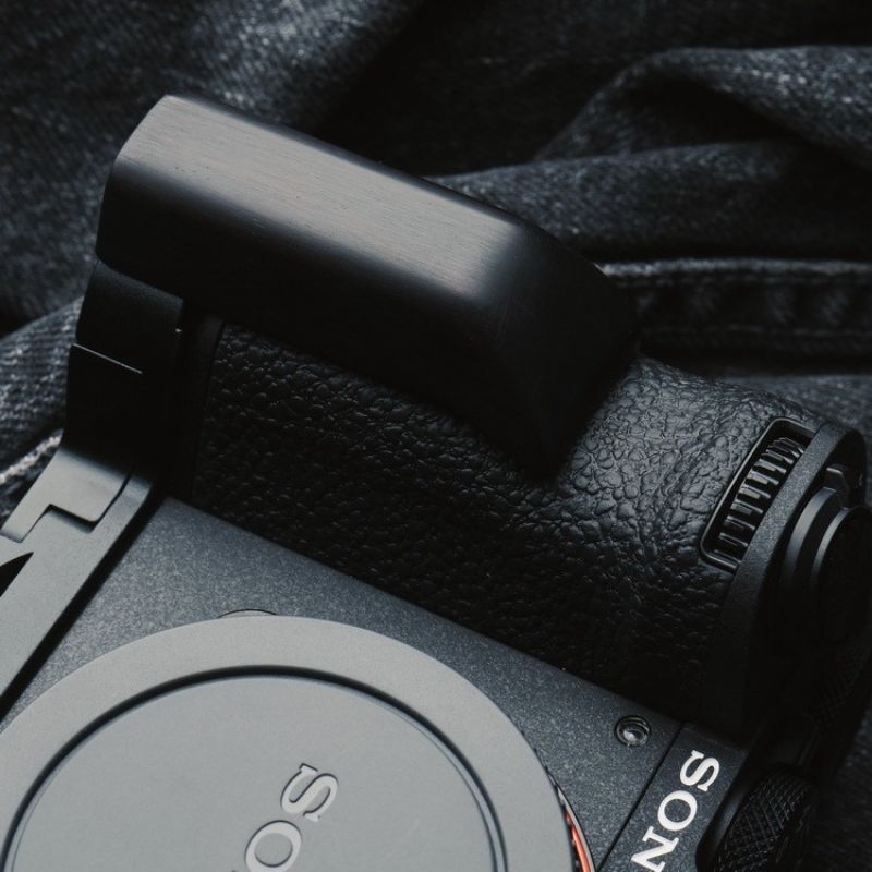Sony A7CII Grip Second Generation (A7C2 A7CR) - iWoodStore