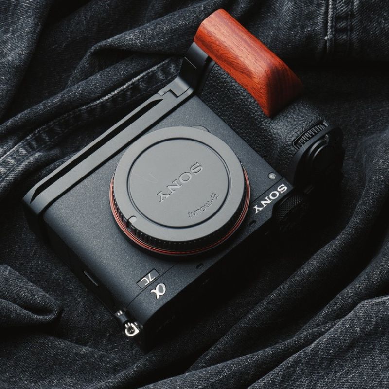 Sony A7CII Grip Second Generation (A7C2 A7CR) - iWoodStore