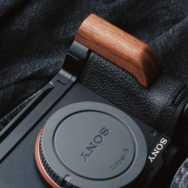 Sony A7CII Grip Second Generation (A7C2 A7CR) - iWoodStore