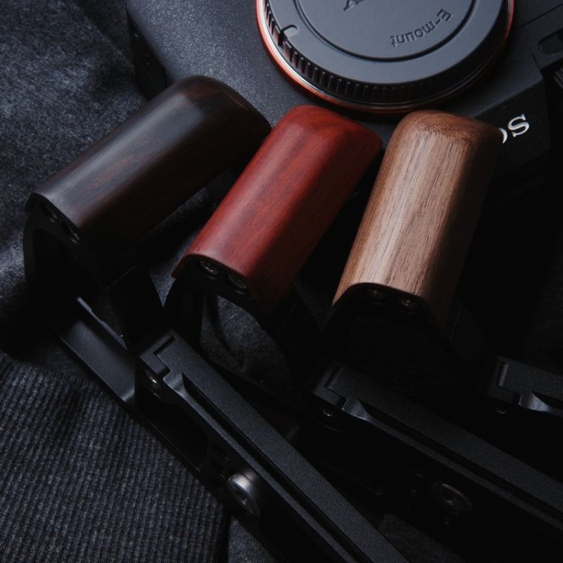 Sony Alpha 7 M4 A7R5 (A7M4) Hand Grip - iWoodStore