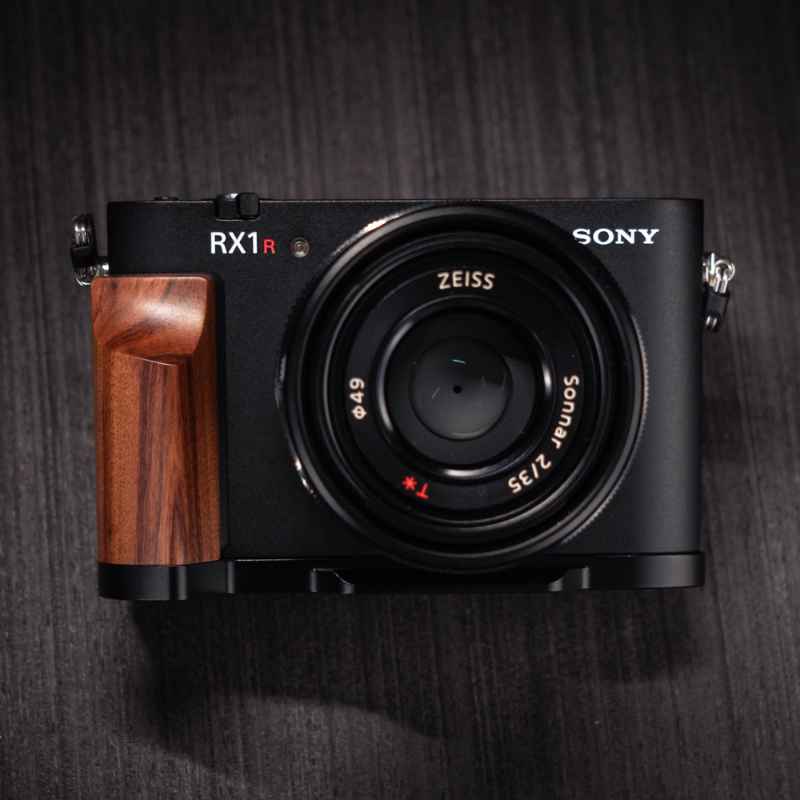 Sony RX1RIII Grip Wood YW (RX1R3) - iWoodStore