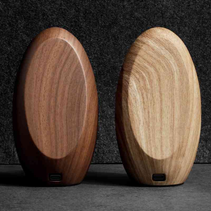 Universal Magnetic Charging Station - iWoodStore