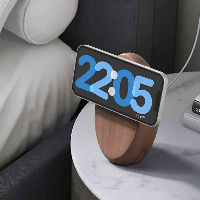 Universal Magnetic Charging Station - iWoodStore