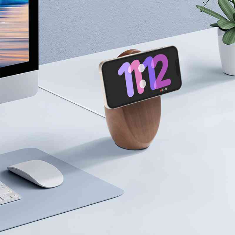Universal Magnetic Charging Station - iWoodStore