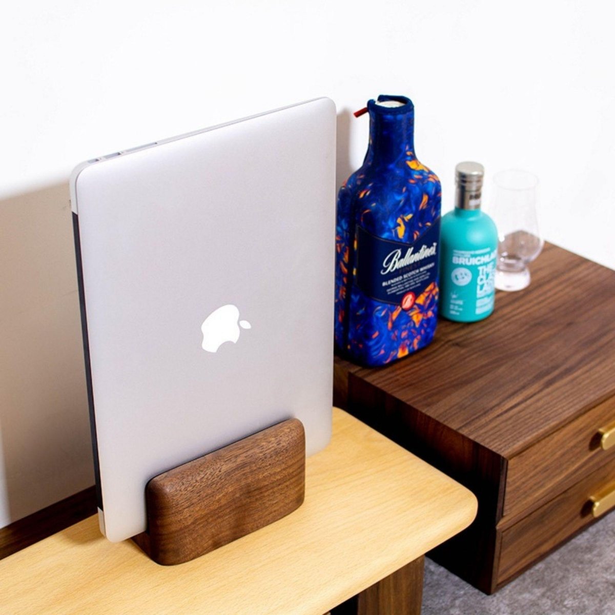 Vertical Laptop Stand for Desk - iWoodStore