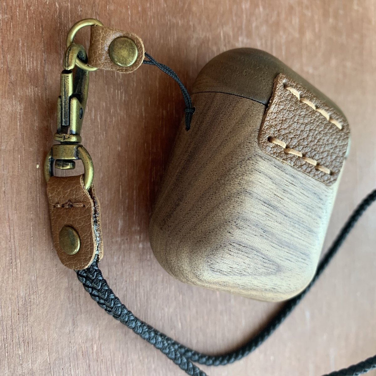 Walnut Wood AirPod 1/2 Case - iWoodStore