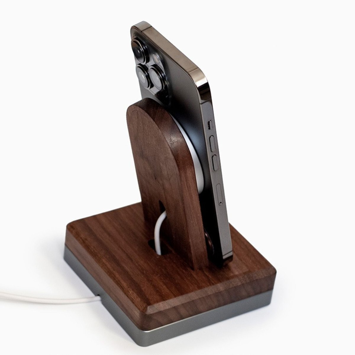 Wood MagSafe Stand - iWoodStore