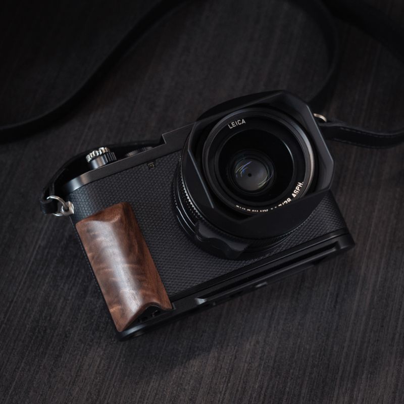 Wooden Leica Q3 Q2 Grip Handle - iWoodStore