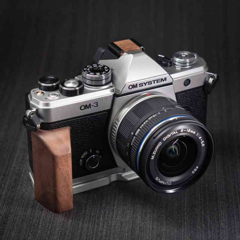 Wooden Olympus OM3 Grip YW Design - iWoodStore