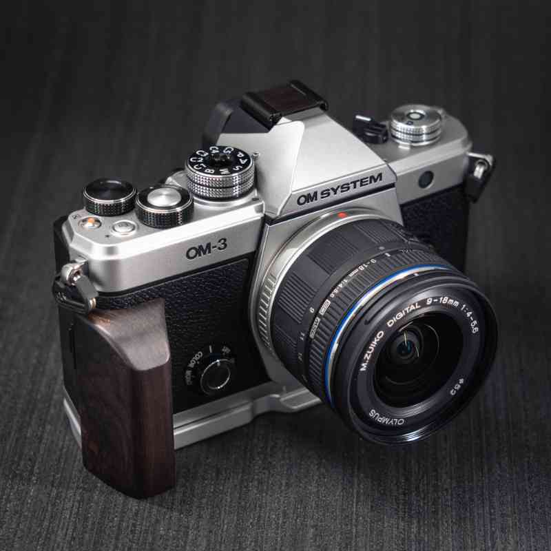 Wooden Olympus OM3 Grip YW Design - iWoodStore