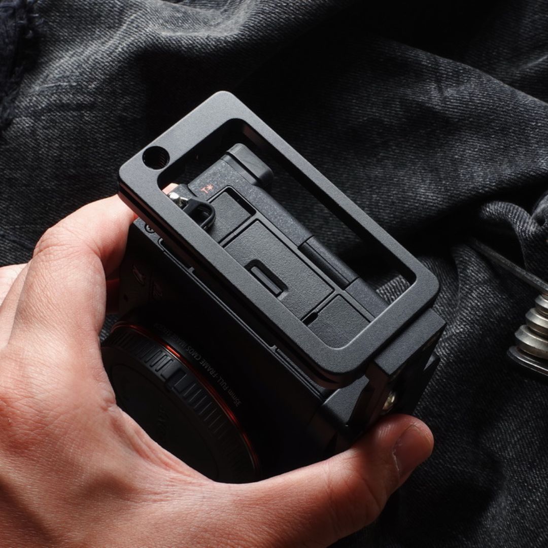 Wooden Sony A7C Camera Hand Grip - iWoodStore